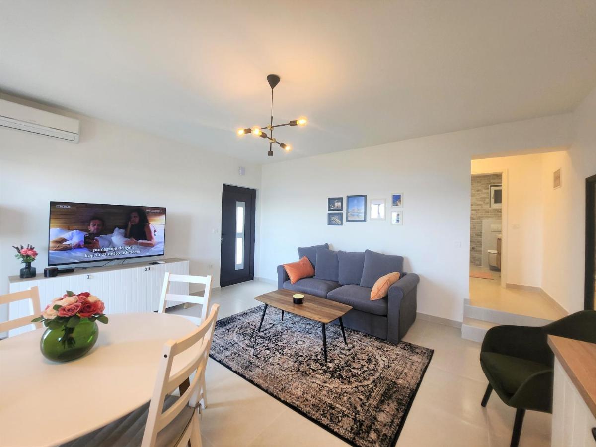 Apartment Big Blue Maslenica Luaran gambar