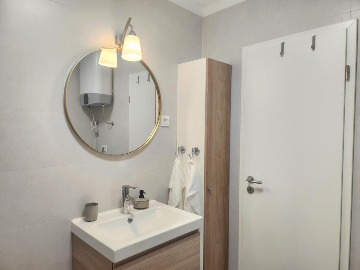 Apartment Big Blue Maslenica Luaran gambar